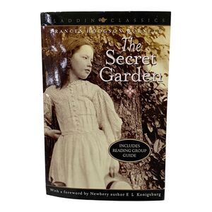 Secret Garden by Frances Hodgson Burnett 1999 Trade Paperback